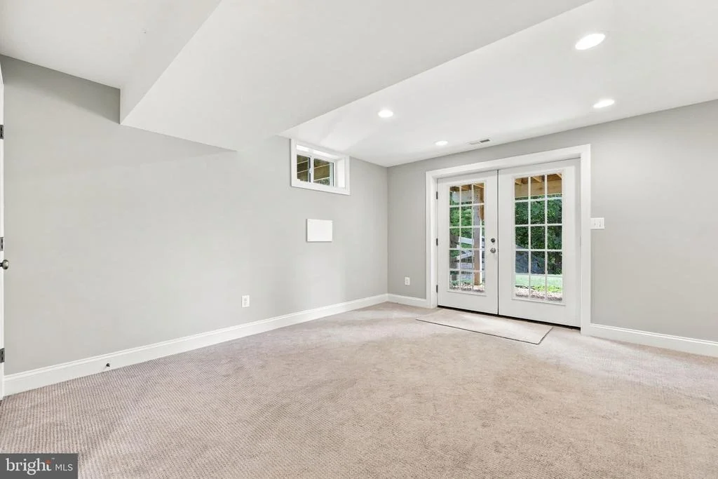 Photo of 7135 LEEDS MANOR ROAD