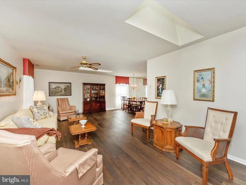 Photo of 814 COXSWAIN WAY