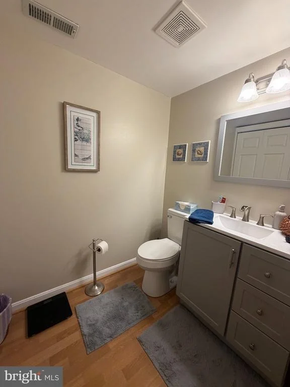 Photo of Unit 3D at 3810 NORMANDY DRIVE