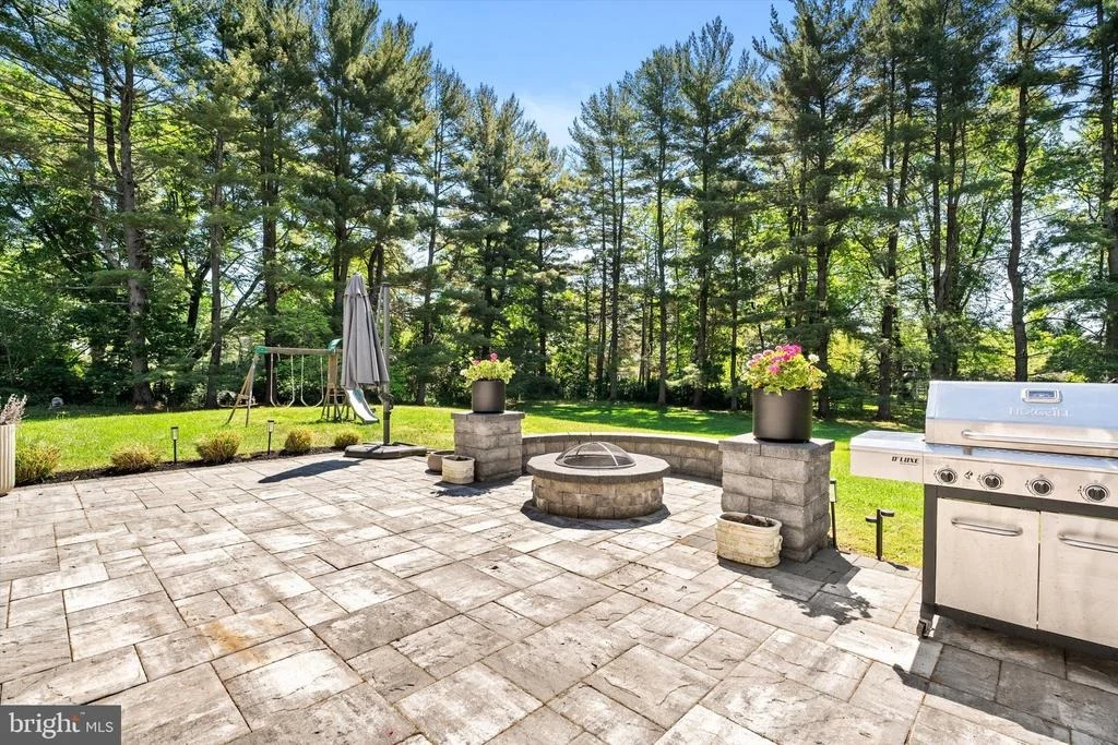 Photo of 5 SKYFIELD DRIVE