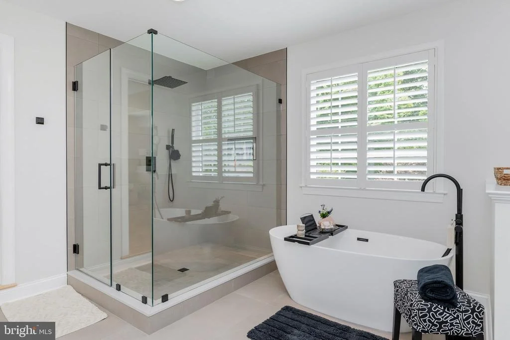 Photo of 9809 JOHN ROBERT WAY
