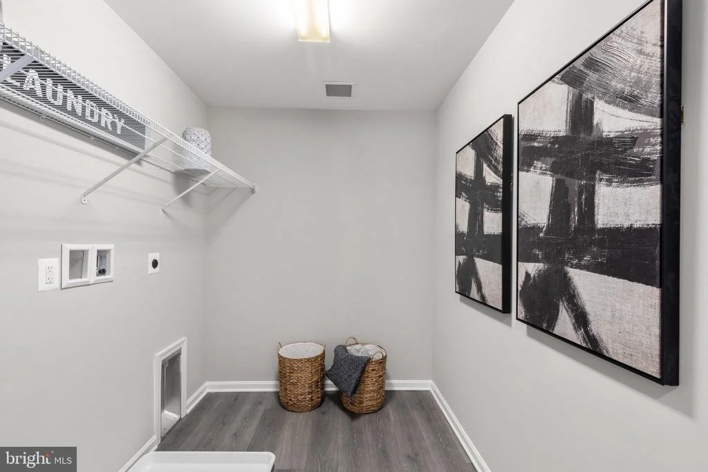 Photo of 527 TRIMBLE ROAD