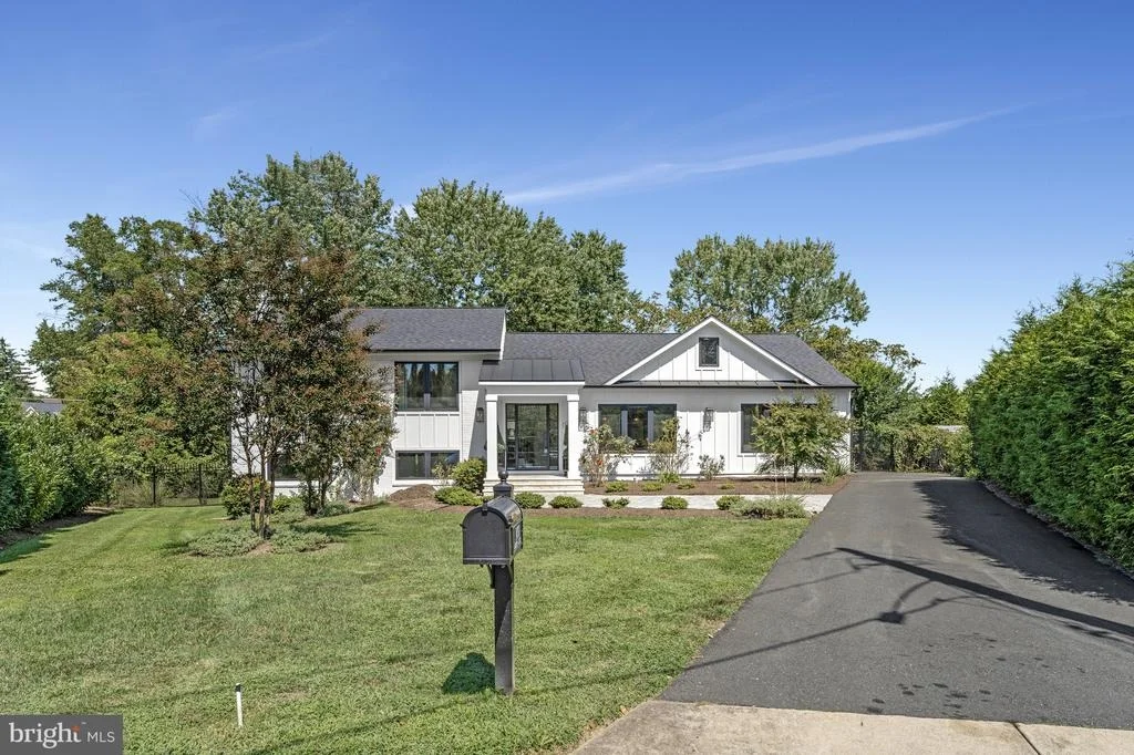 Photo of 1400 AUDMAR DRIVE