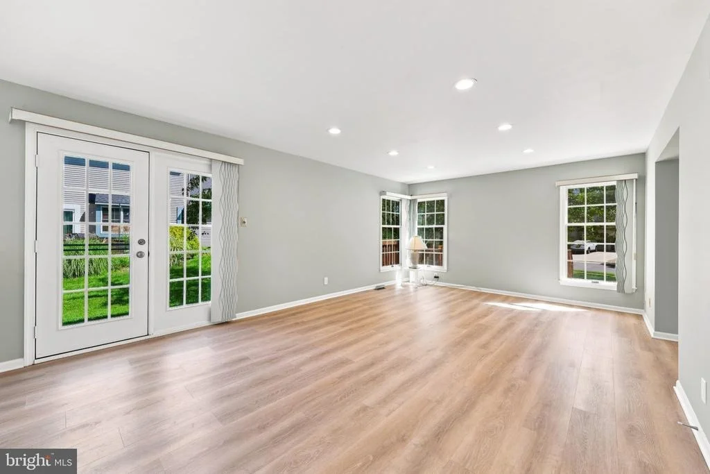 Photo of 16 KENSINGTON DRIVE