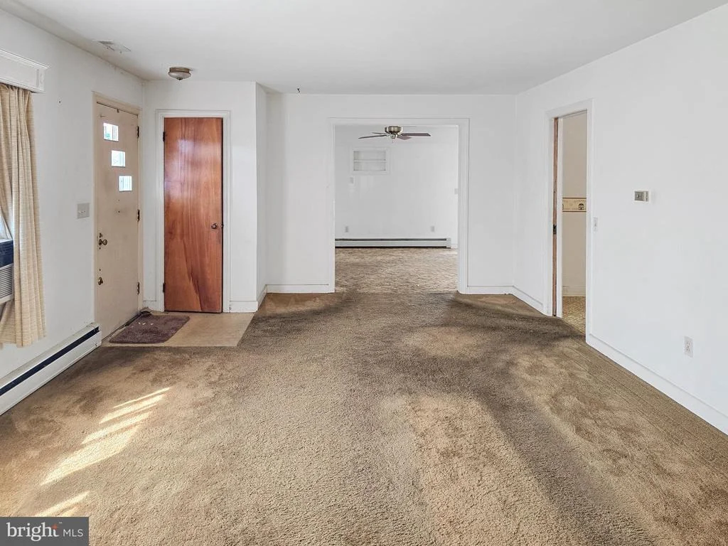 Photo of 105 LAKEVIEW DRIVE
