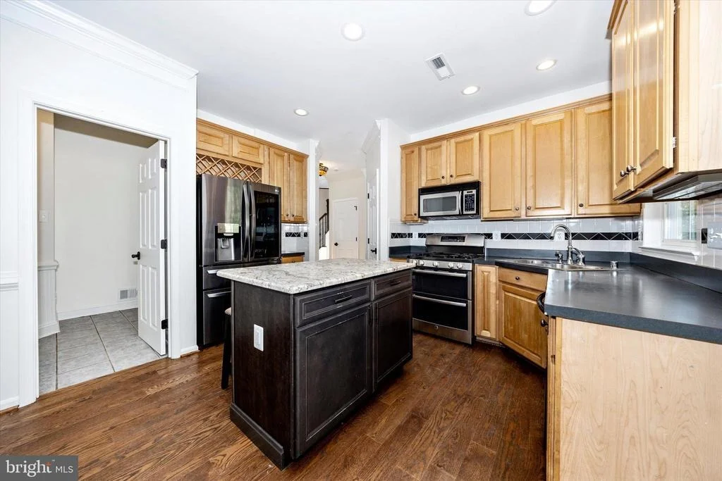 Photo of 803 APACHE COURT