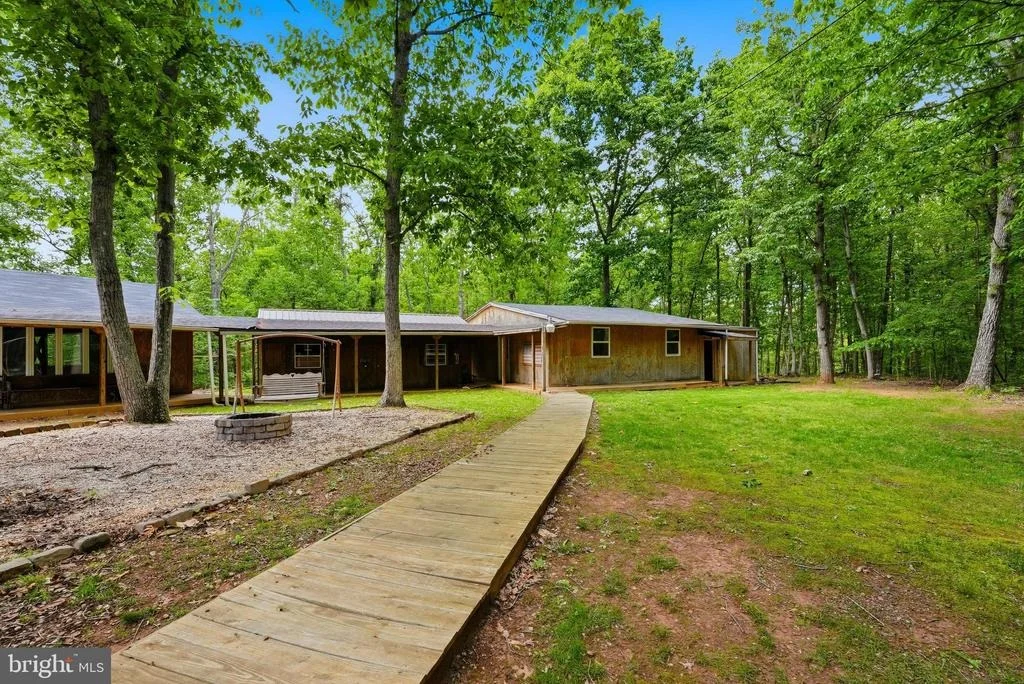 Photo of 2747 TWYMANS MILL