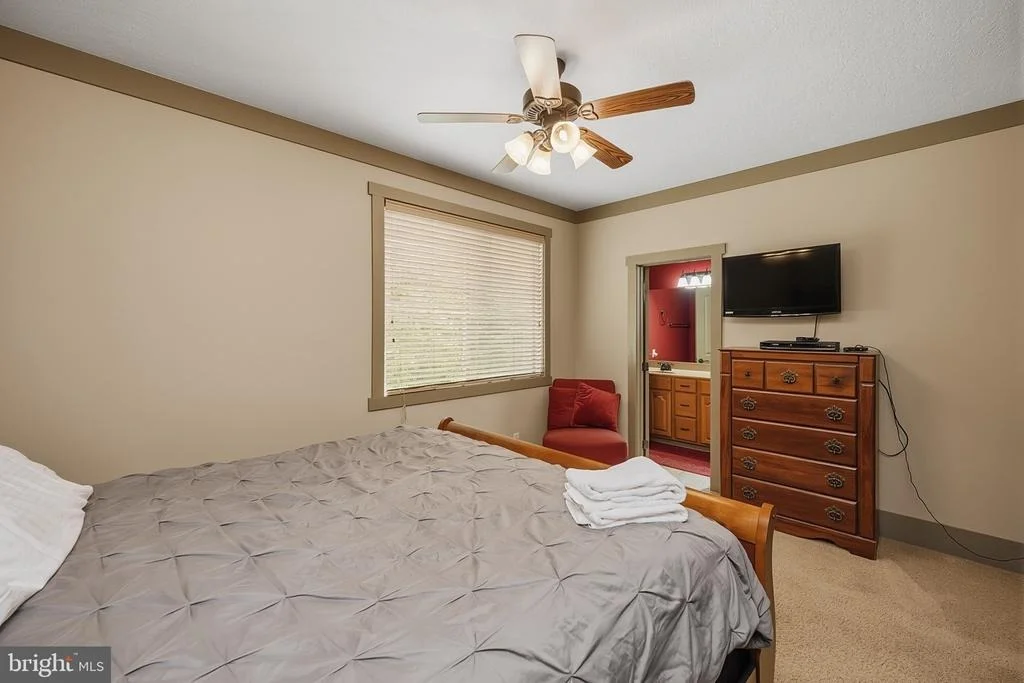Photo of 110 NORTHLAKE DRIVE