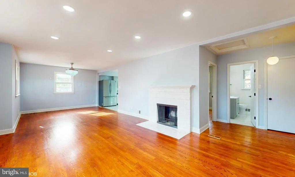 Photo of 5906 KIRBY ROAD