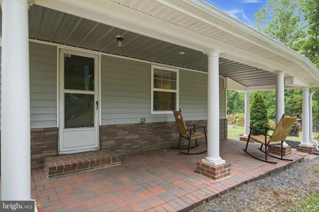 Photo of 1804 SIXES ROAD