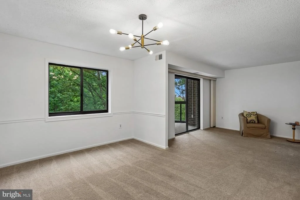 Photo of Unit 4702 at 15100 INTERLACHEN DRIVE