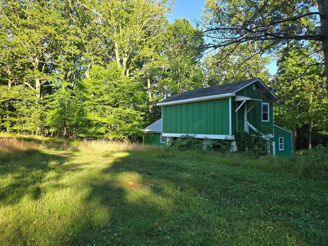 Photo of 6301 LEEDS MANOR