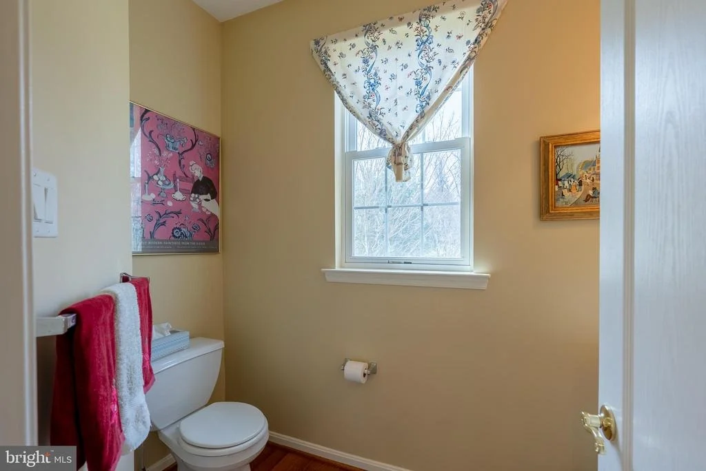 Photo of 10419 WHITE COURT