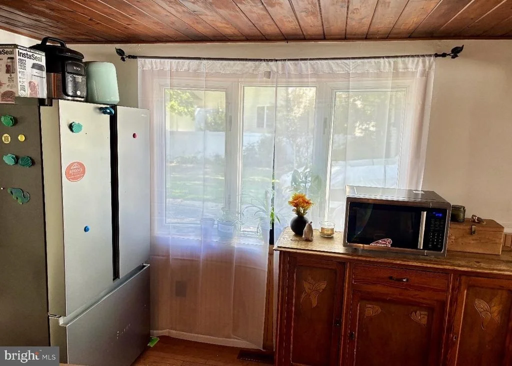 Photo of 2911 WILLOUGHBY BEACH ROAD