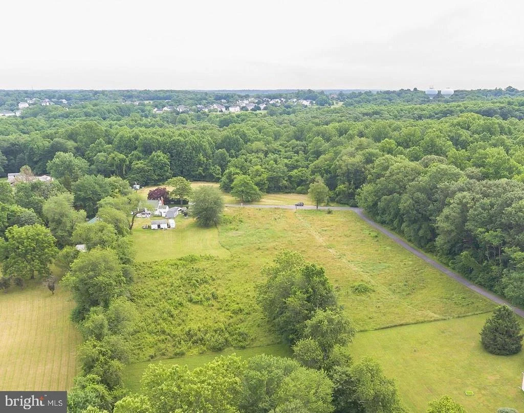 Photo of 401 BRYANTS NURSERY ROAD