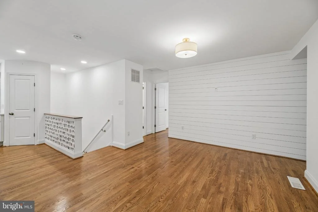 Photo of 11214 DEWEY ROAD