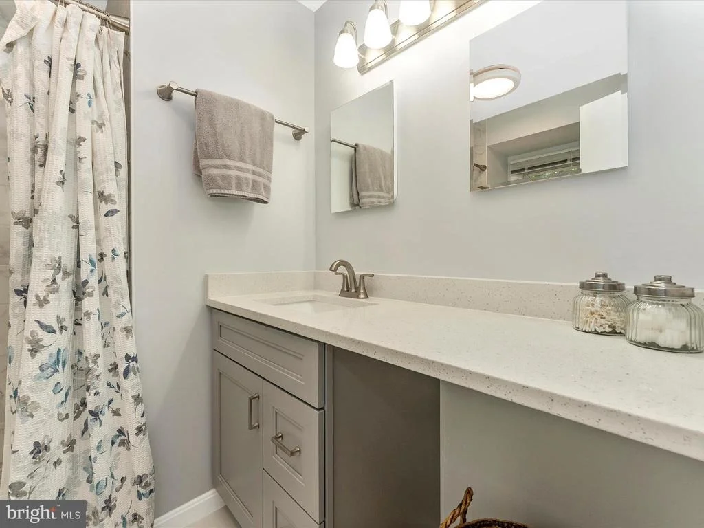 Photo of 10808 MIDDLEBORO DRIVE