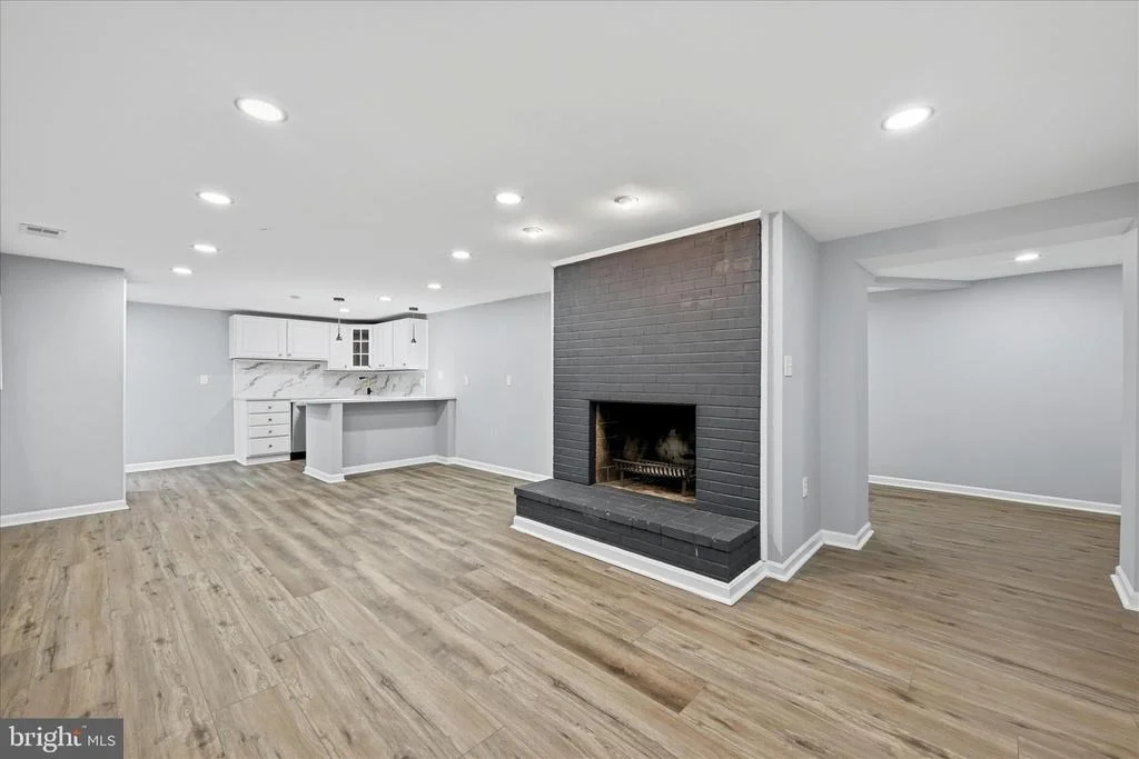 Photo of 2639 LOGMILL ROAD