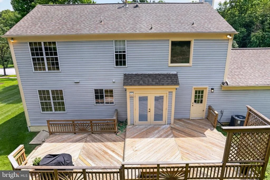 Photo of 9202 MOON RIVER COURT