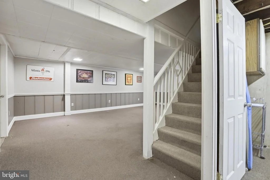 Photo of 735 WARREN DRIVE