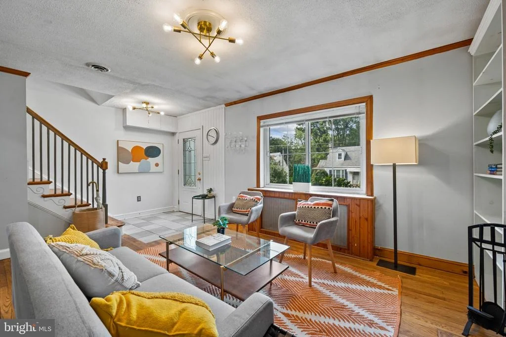 Photo of 213 PIPING ROCK DRIVE