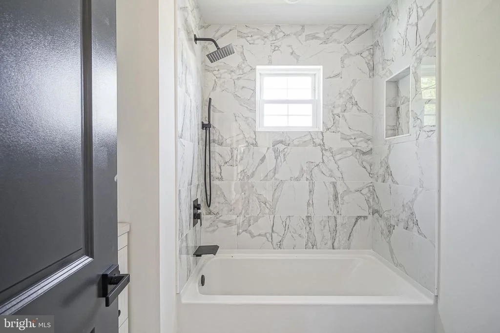 Photo of 383 MONTGOMERY DRIVE