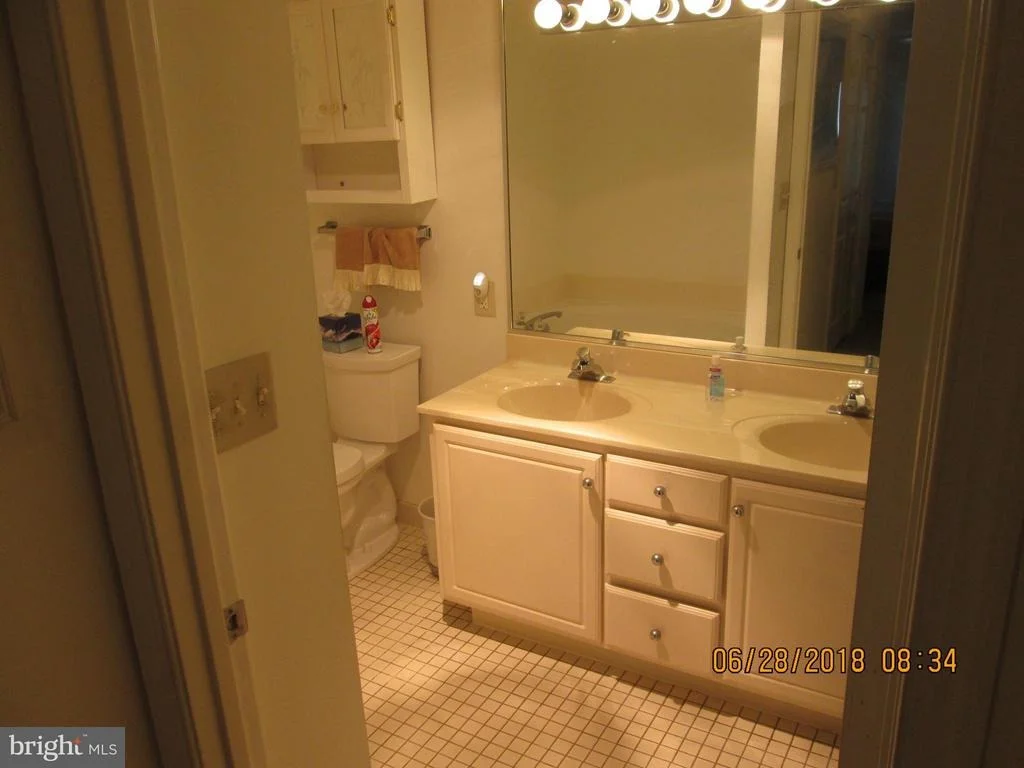 Photo of Unit 406 at 14805 PENNFIELD CIRCLE