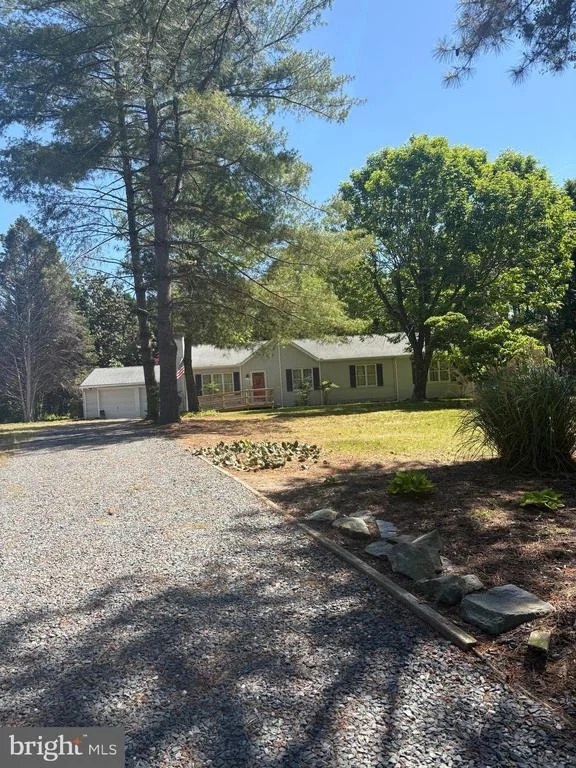 Photo of 207 THRASHER WAY