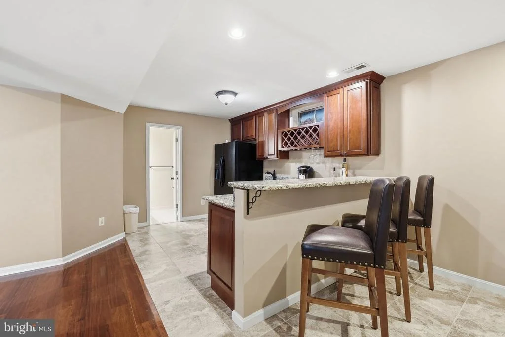 Photo of 7864 MEADOWGATE DRIVE