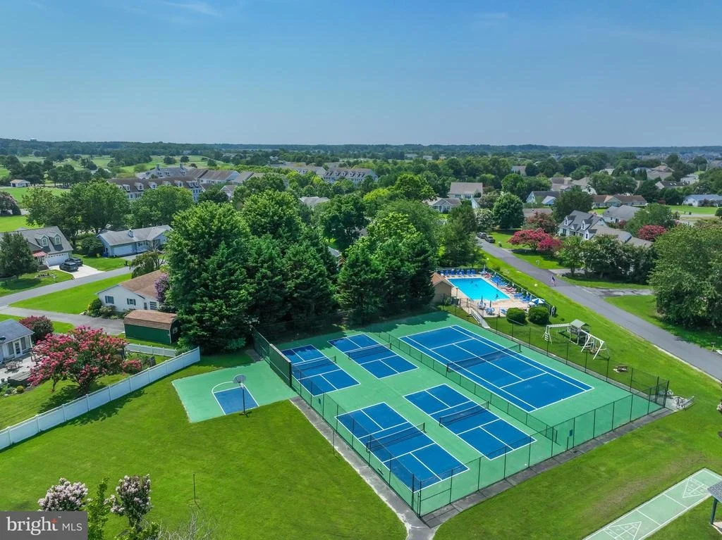 Photo of 39 N PRIMROSE LANE