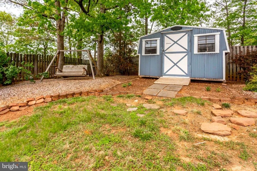 Photo of 10124 CANDY COURT