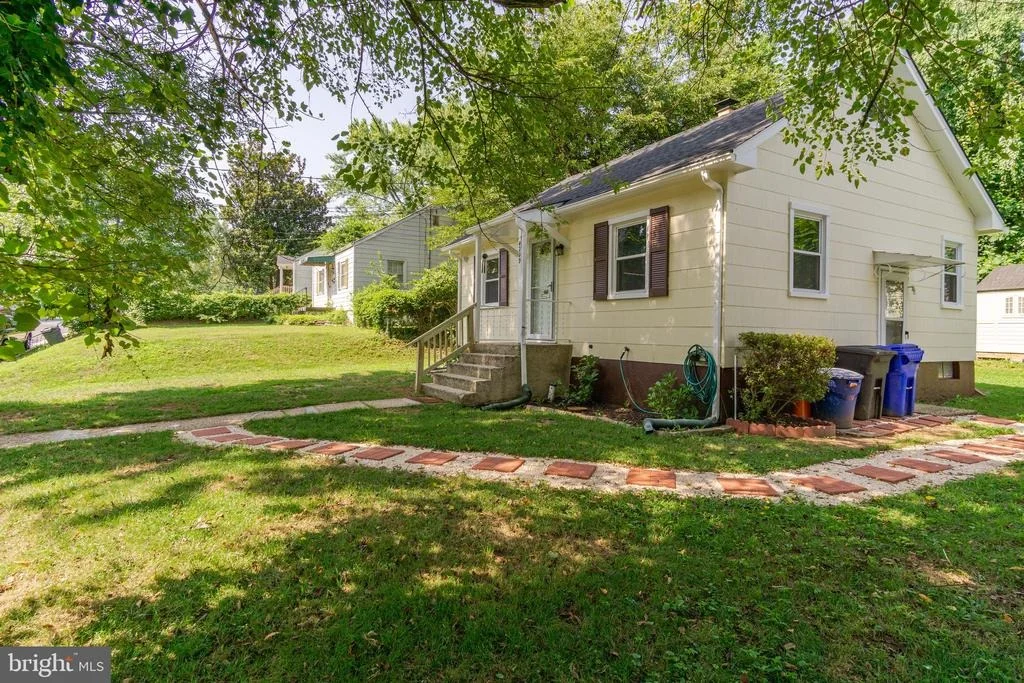 Photo of 4209 ROUND HILL ROAD