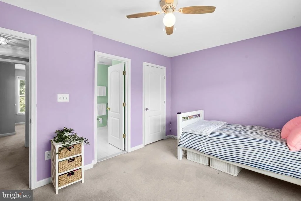 Photo of 220 GALYN