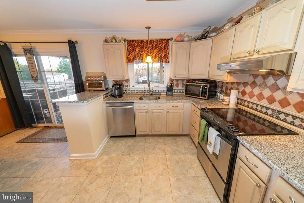 Photo of 1421 COTTON DRIVE