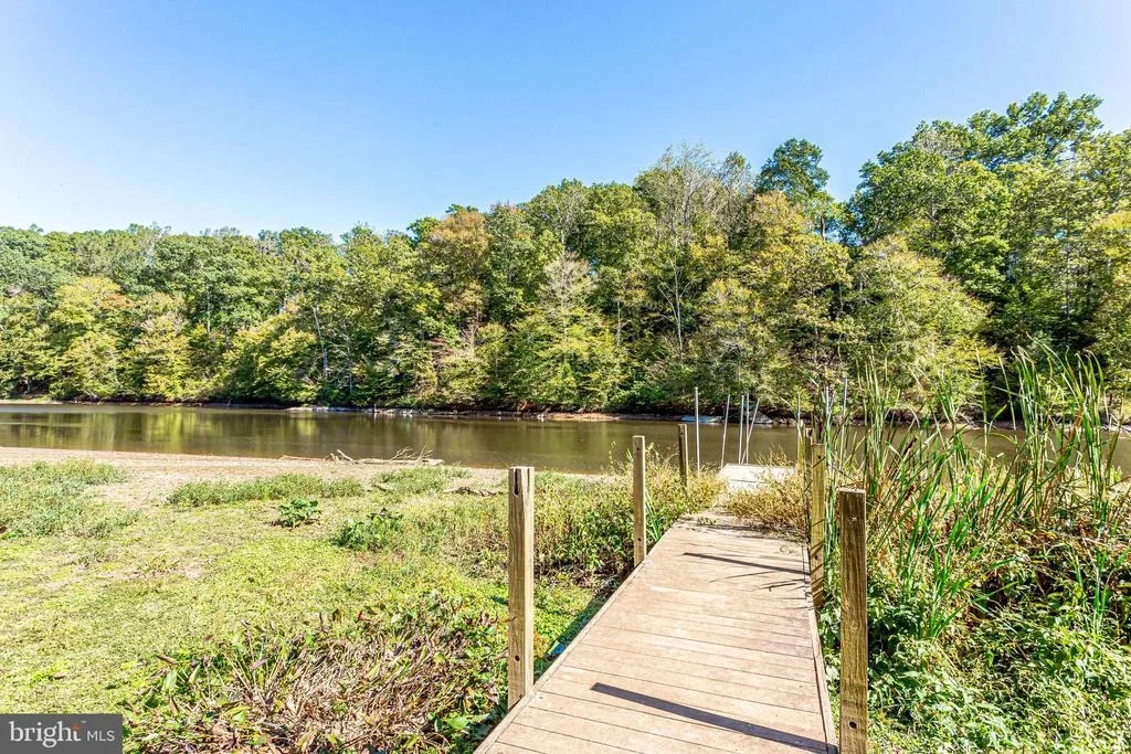 Photo of 10941 STONEBROOK DRIVE