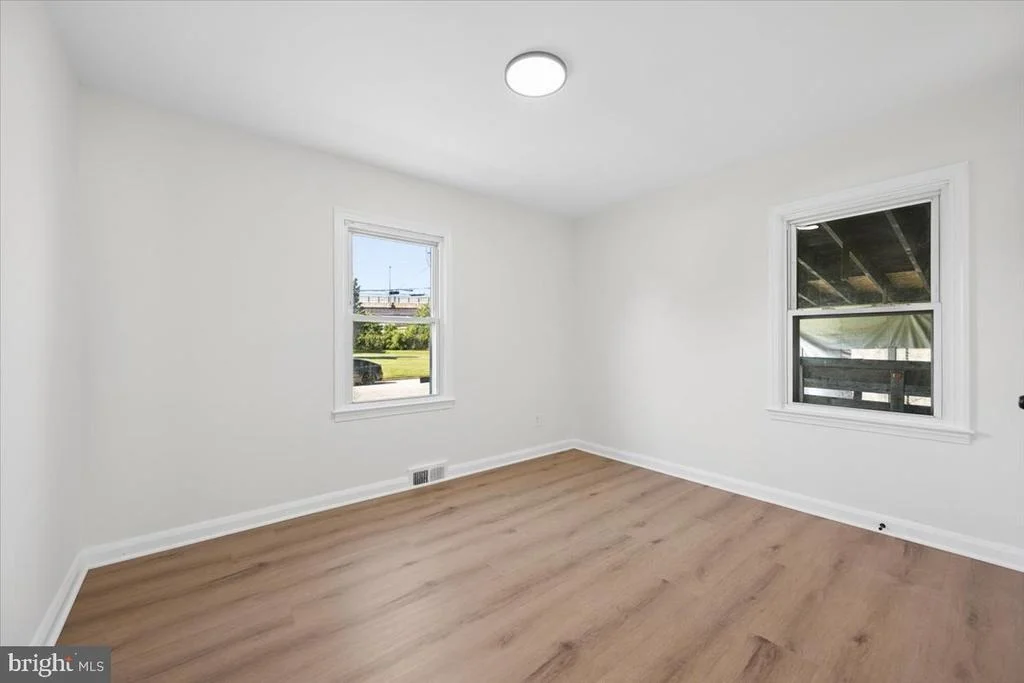 Photo of 25 MITCHELL AVENUE