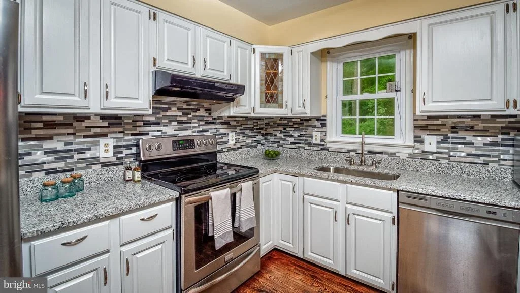 Photo of 8109 MARY JANE DRIVE