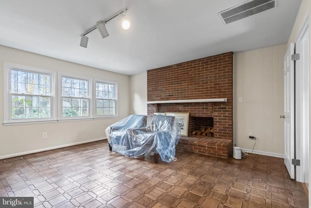 Photo of 3011 BONVIEW LANE