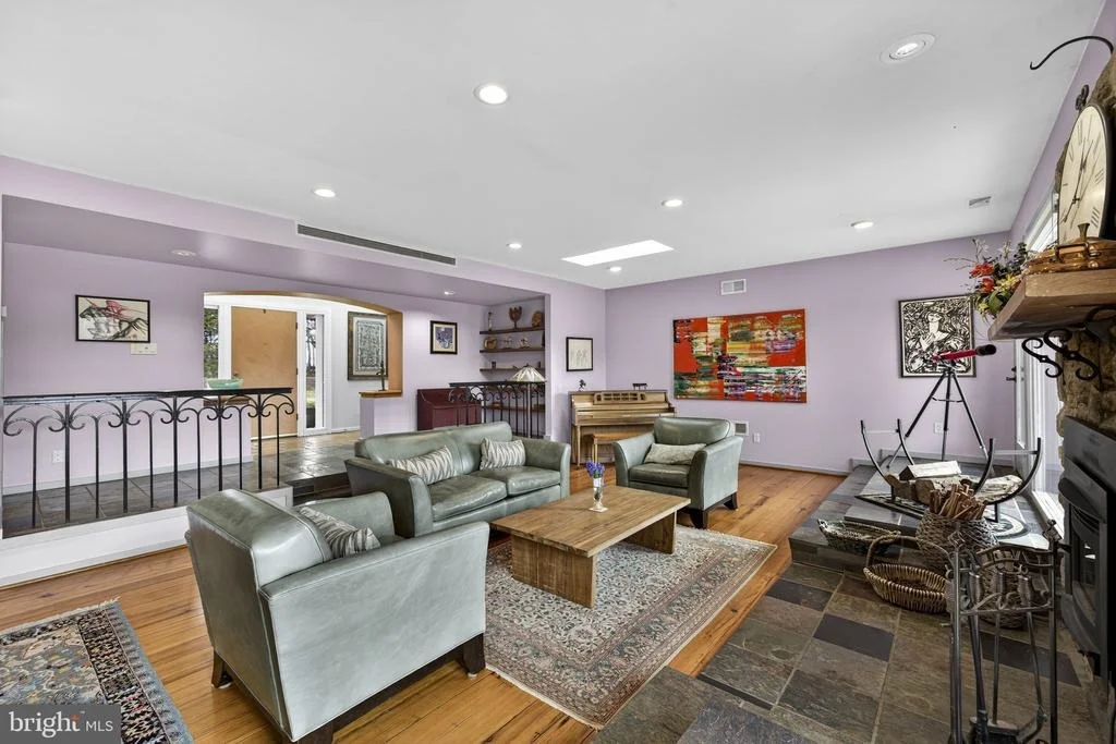 Photo of 3850 COBBLER MOUNTAIN ROAD