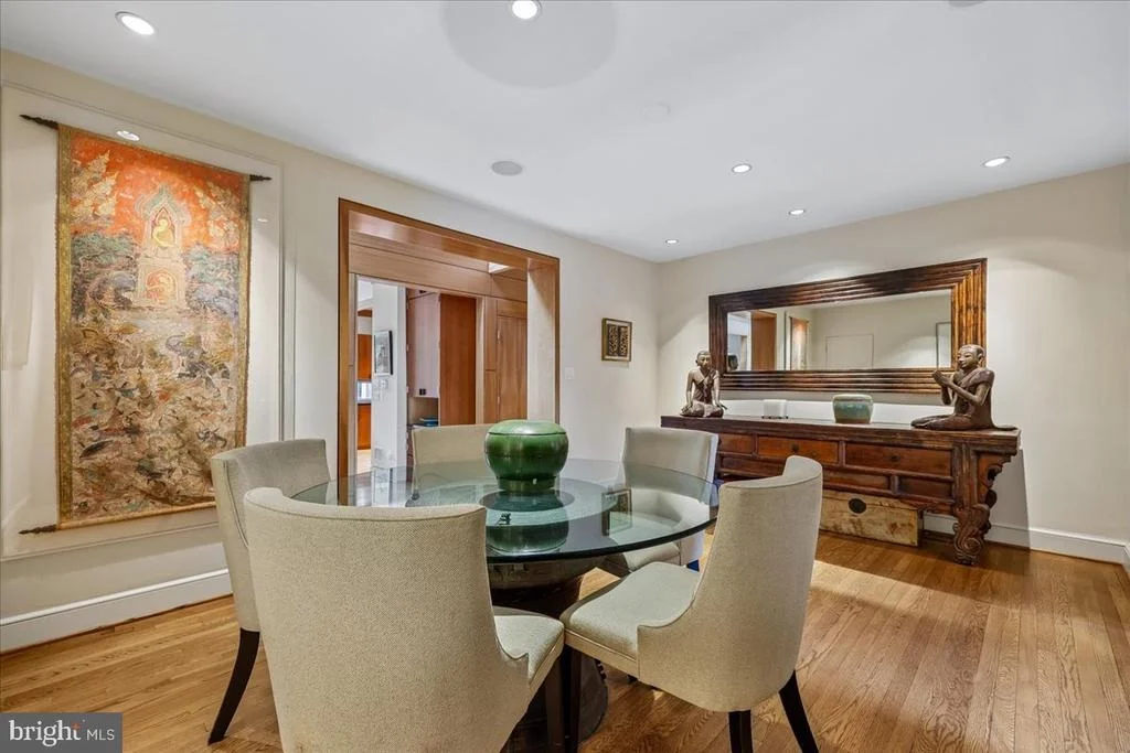 Photo of 1212 WOODSIDE PARKWAY