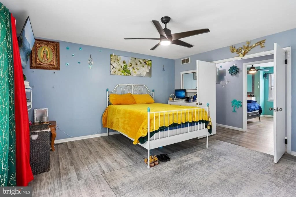 Photo of 1120 LAMBERT DRIVE