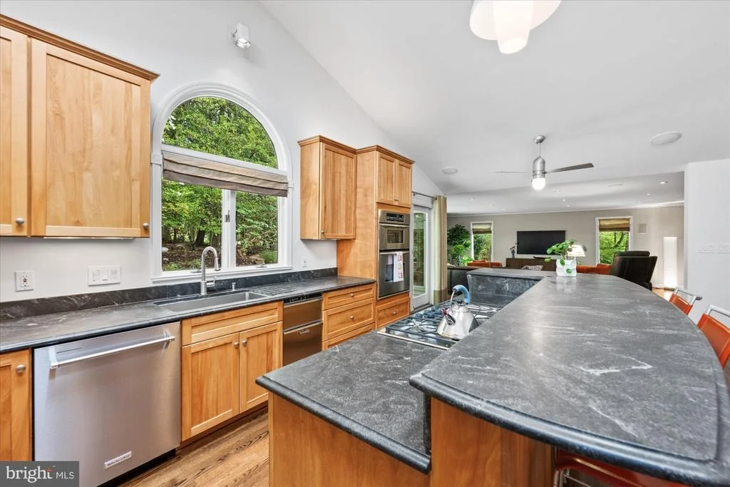 Photo of 7908 FOXHOUND ROAD