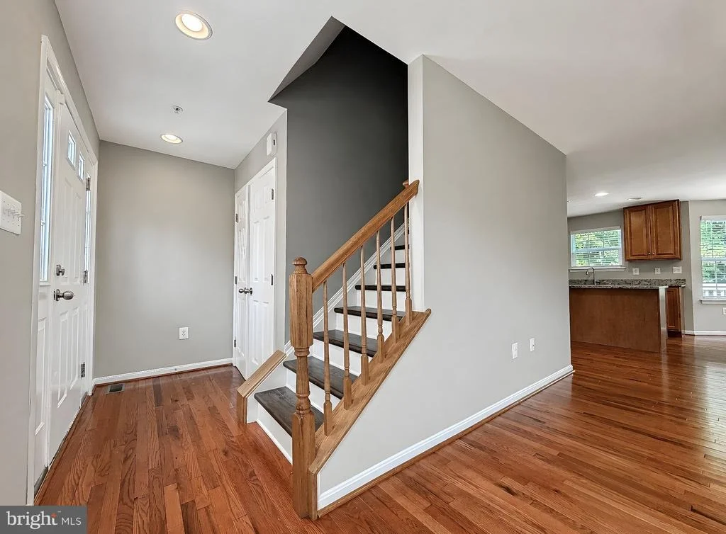 Photo of 976 JOHNSWOODS ROAD