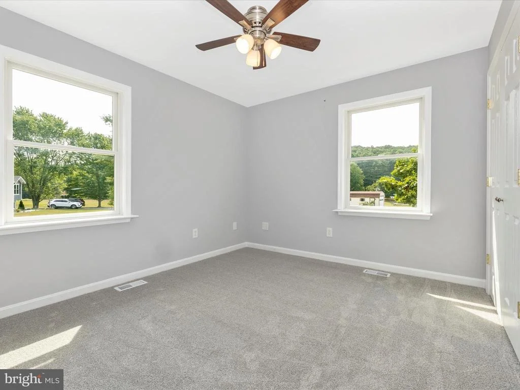 Photo of 1589 SMILEY DRIVE