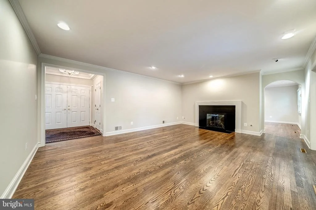 Photo of 6305 STONEHAM LANE