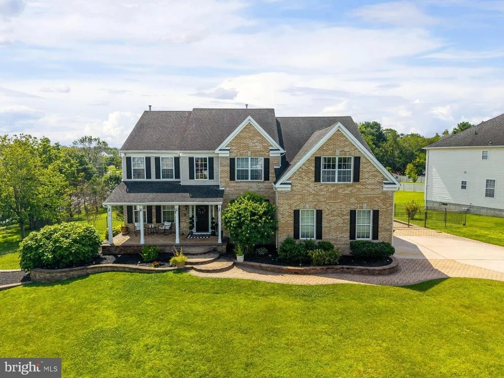 Photo of 10 TARA DRIVE