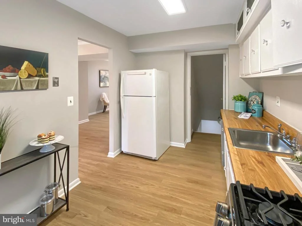 Photo of Unit 2C at 8486 IMPERIAL DRIVE
