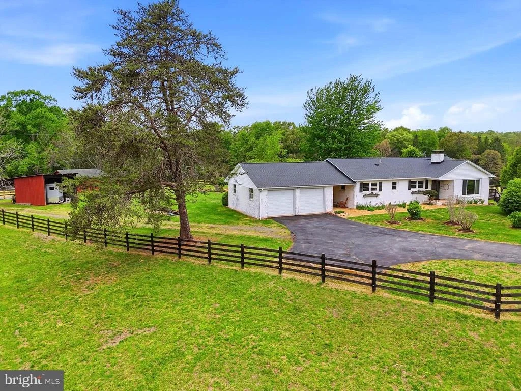 Photo of 481 JAMES CITY ROAD