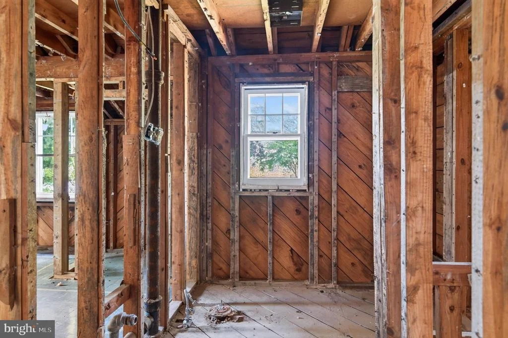 Photo of 111 WARDOUR DRIVE