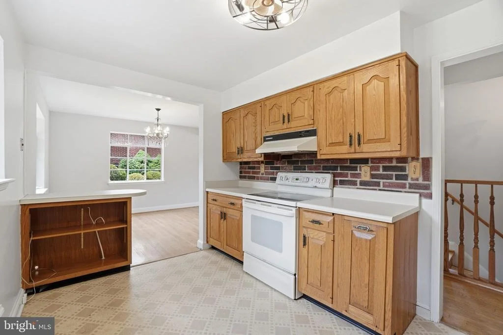 Photo of 7005 RALEIGH ROAD